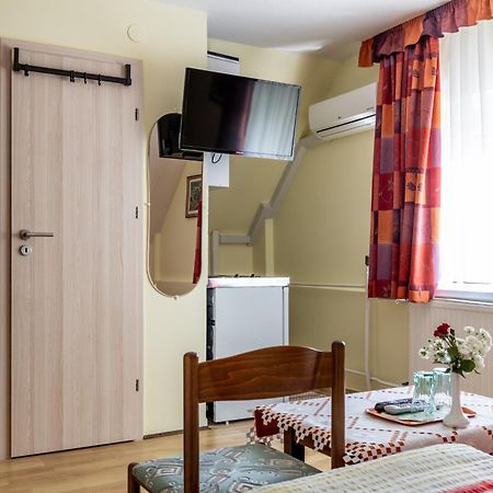 קסזטלי Magdalena Apartmanhaz מראה חיצוני תמונה