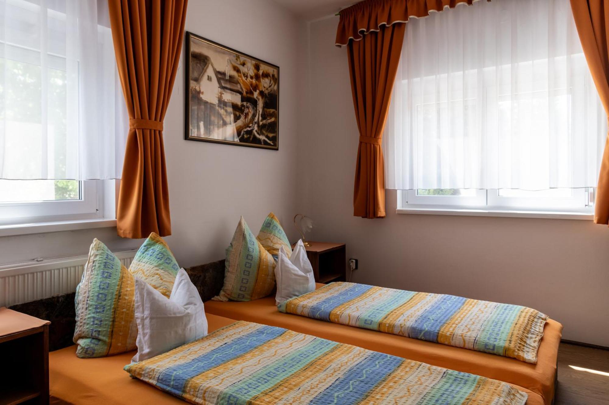 קסזטלי Magdalena Apartmanhaz מראה חיצוני תמונה